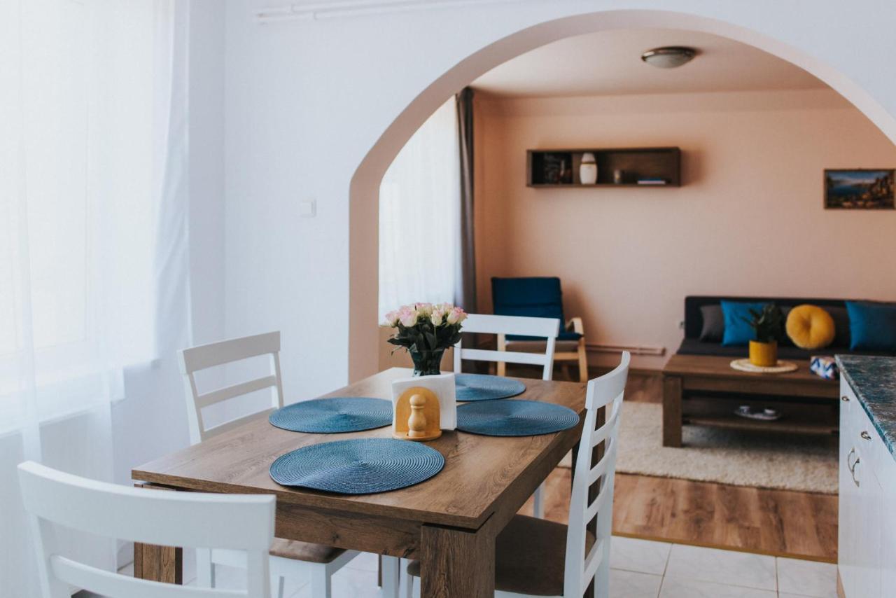 Lotus Apartman Appartement Odorheiu Secuiesc Buitenkant foto